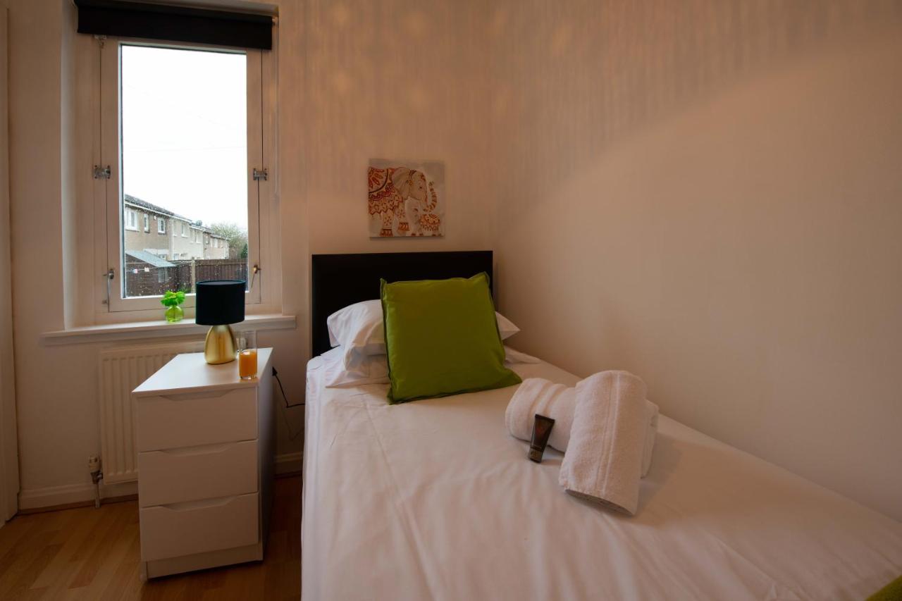 Premier - Chapel Apartment With Driveway! Cleland Exteriör bild